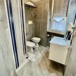 Tuanis 4* Neapel