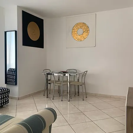 Tuanis Guest house