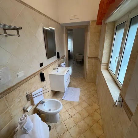 Tuanis Guest house