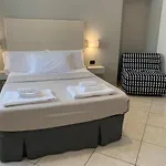 Tuanis 4*