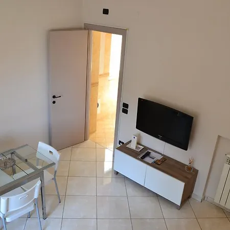 Tuanis 게스트하우스 4*